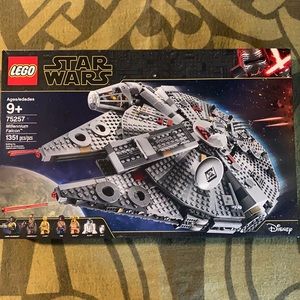 Brand New Lego Star Wars Millennium Falcon 75257.